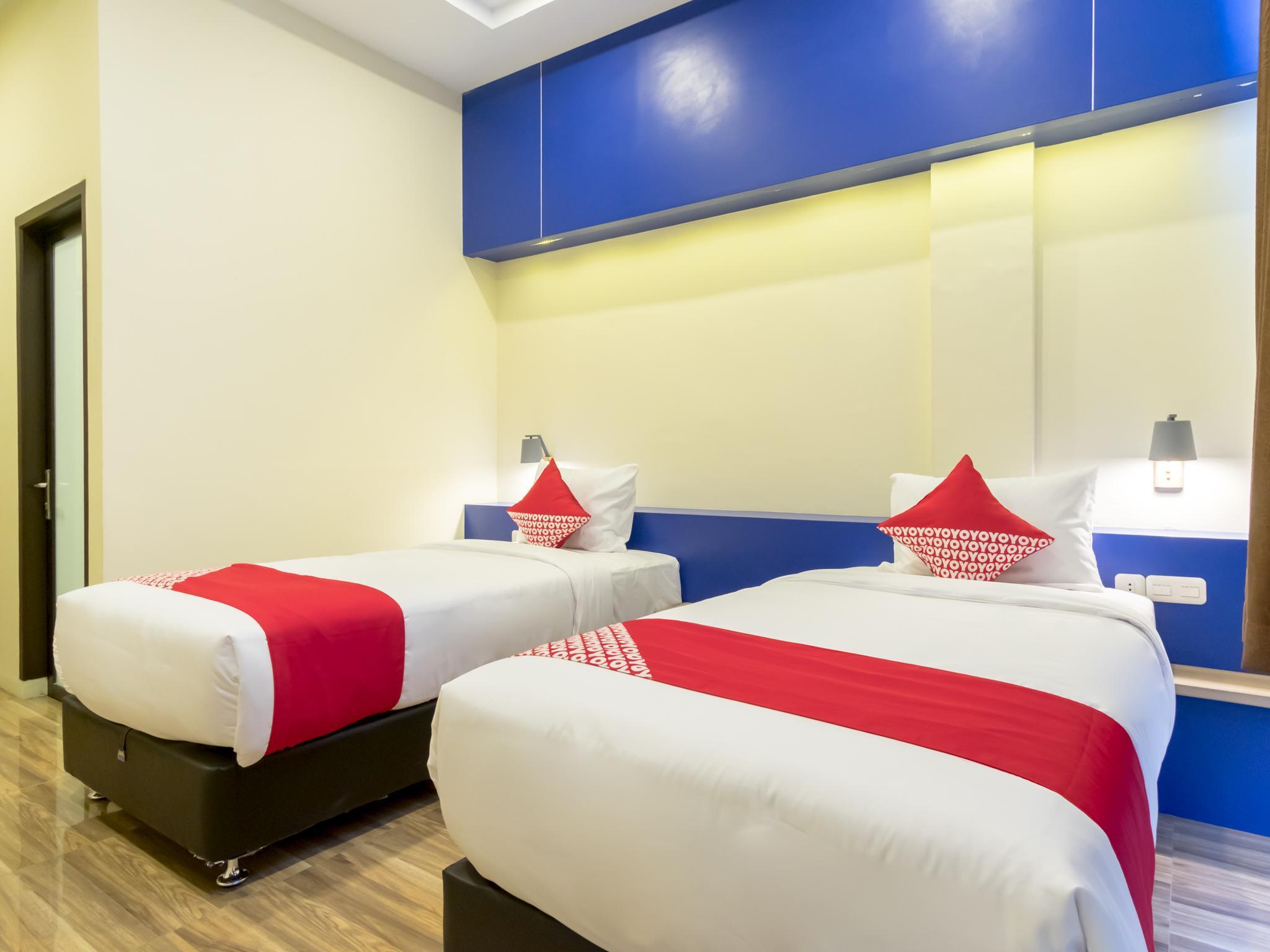 Oyo 727 Merlion Hotel Medan Dış mekan fotoğraf