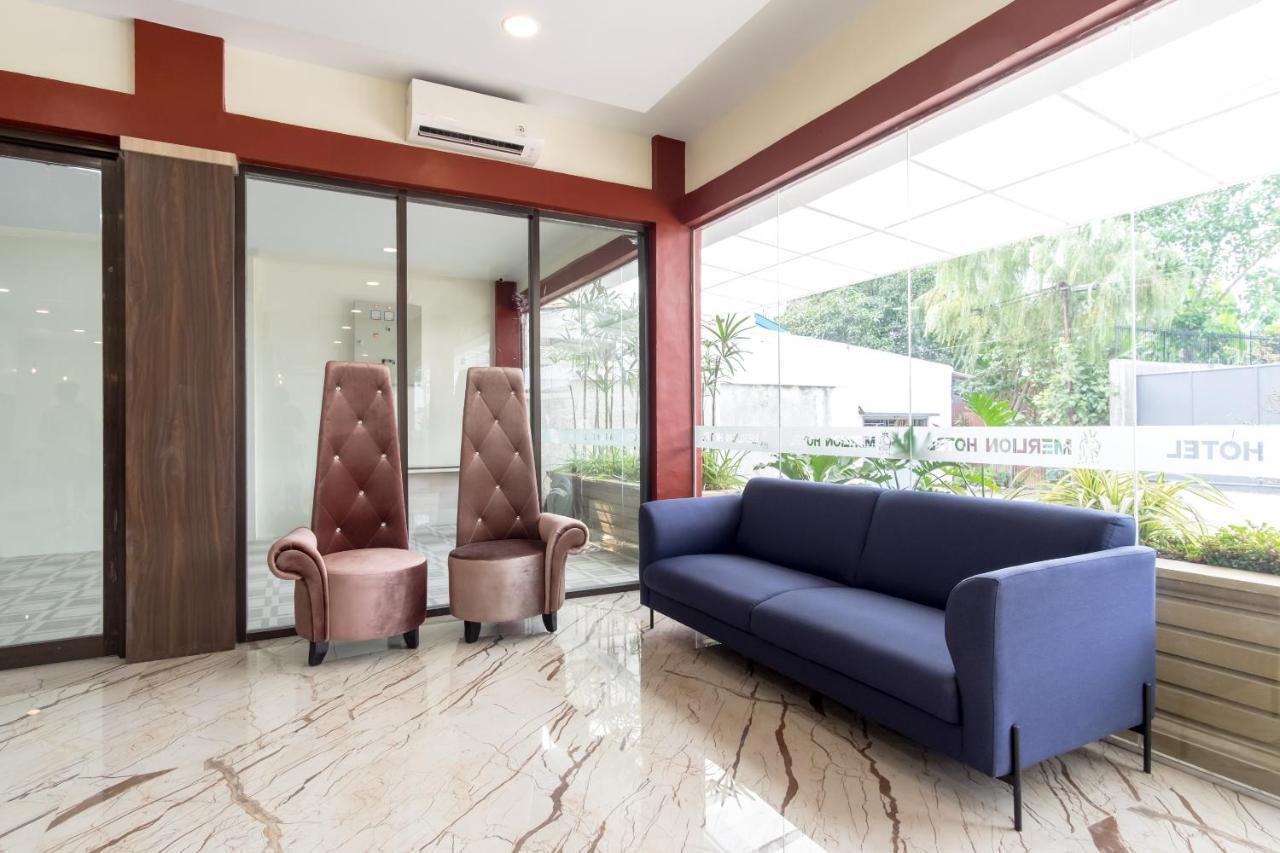 Oyo 727 Merlion Hotel Medan Dış mekan fotoğraf