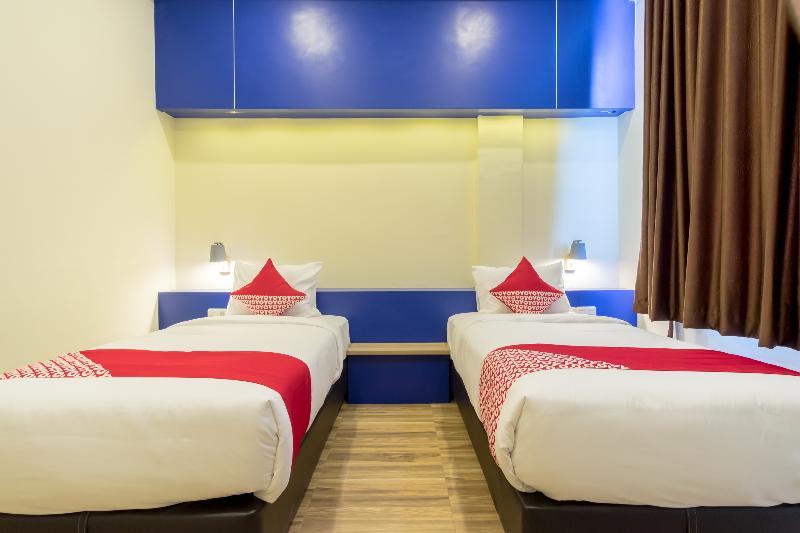 Oyo 727 Merlion Hotel Medan Dış mekan fotoğraf